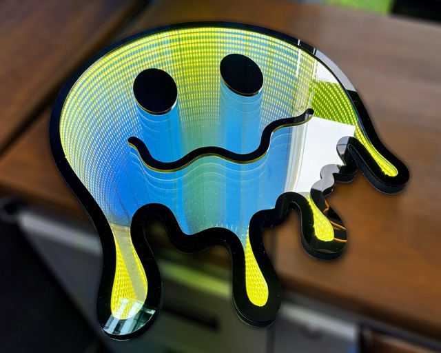 Acid Smiley Medium