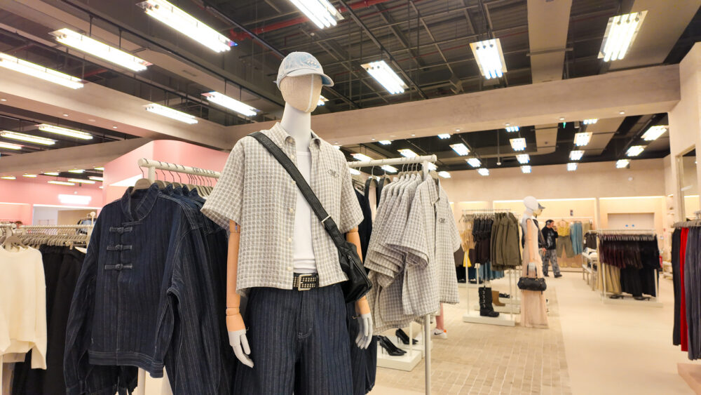 Bershka Lakeside 2